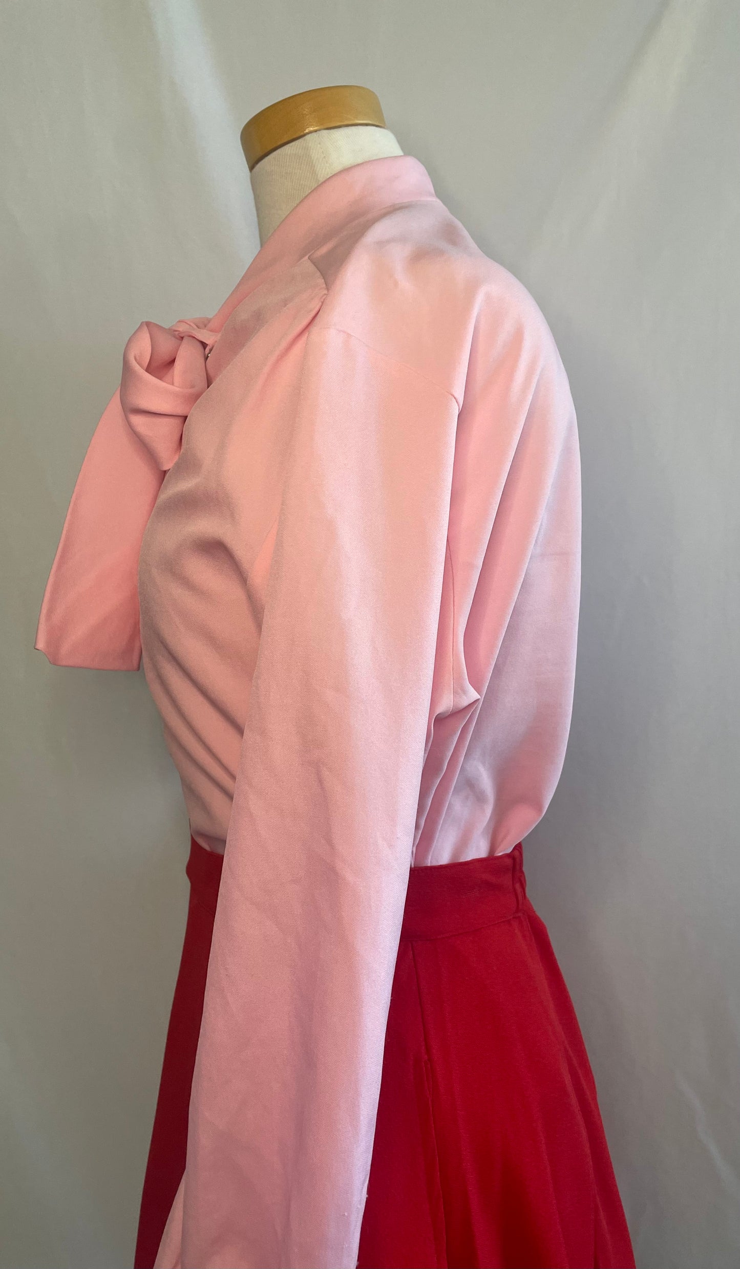 Vintage 1970s ILGWU Pink Bow Blouse
