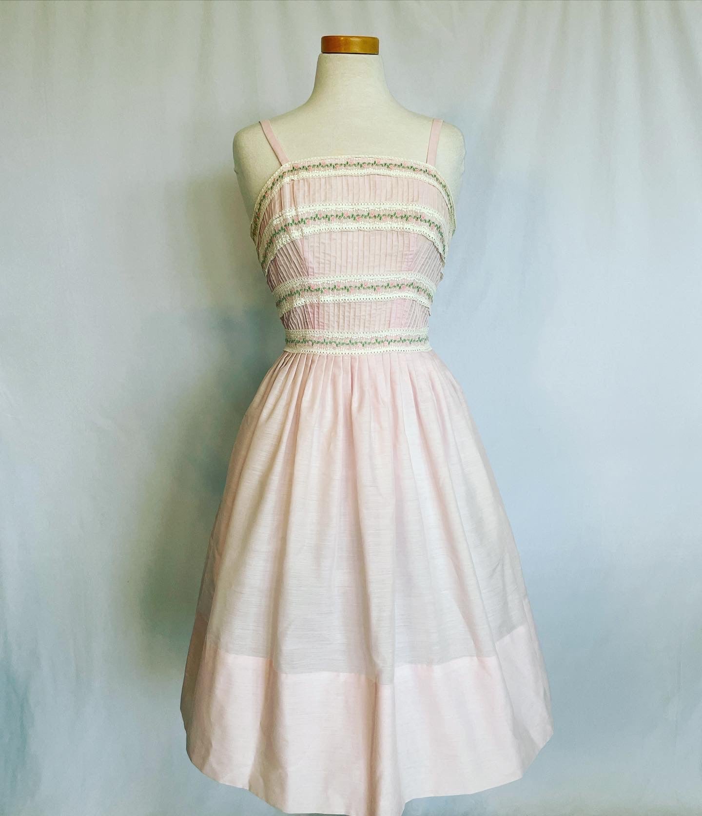 Vintage 1950s L'aiglon Pink Dress and Sweater